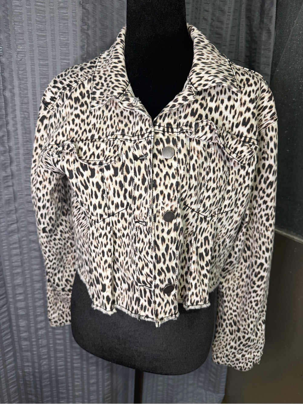 Candie's Black and Cream Leopard Print Cropped Jacket